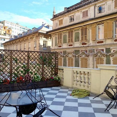 Апартаменты Monolocale Di Pregio Palazzo Dei Rolli Генуя Экстерьер фото